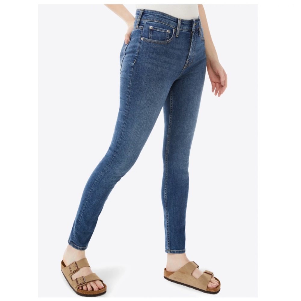 Free Assembly Jeans - Picture 3 of 10